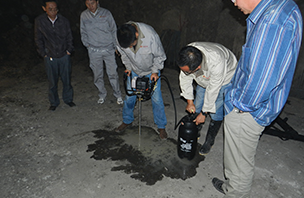 甘肅省平?jīng)鲋廖涠几咚俟烦煽h至武都段公路工程隧道地基檢測(cè)